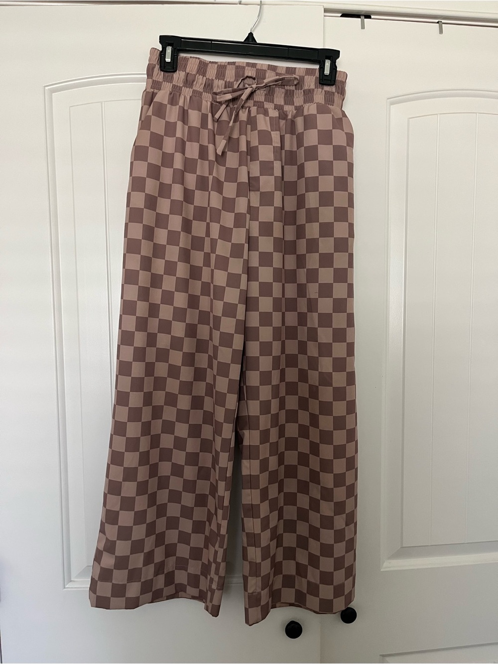 Albion Checkerboard Wide-Leg Pants in Mauve and Blush